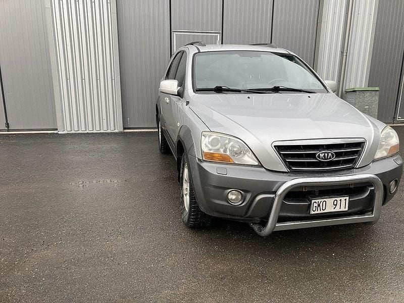 Begagnad Kia Sorento 170 HK (125 kW) 2007 Grå SUV