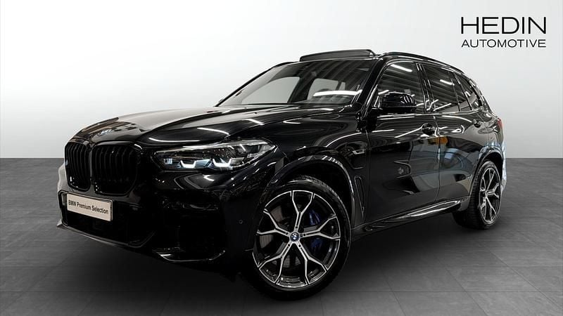 Begagnad 2022 BMW X5 M Sport SUV | 658 700 kr (Marknadspris) - Bild 1/4