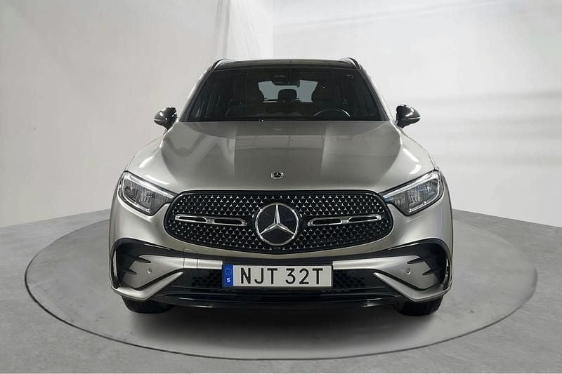 Begagnad Mercedes GLC300 AMG 313 HK (230 kW) 2024 Silver
