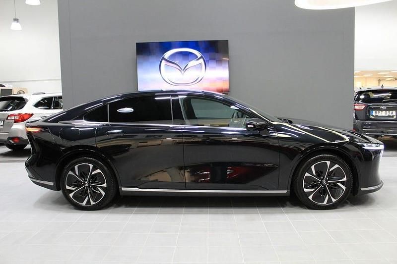 Ny Mazda 6e Takumi-Line 189 kW (258 HK) 2025 Svart Sedan