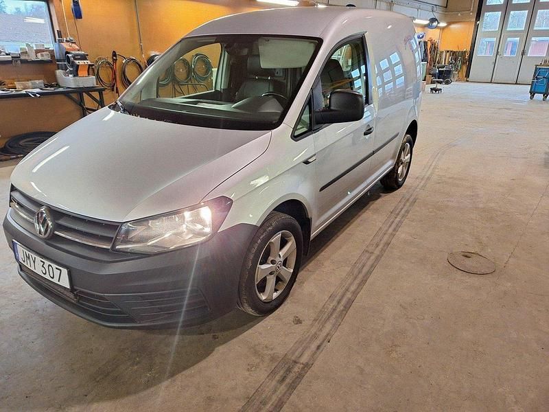 Silver Begagnad 2016 VW Caddy Minibuss | 145 000 kr (Marknadspris) - Bild 1/4