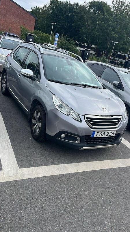 Grå Begagnad 2014 Peugeot 2008 SUV | 42 900 kr (Superpris) - Bild 1/4