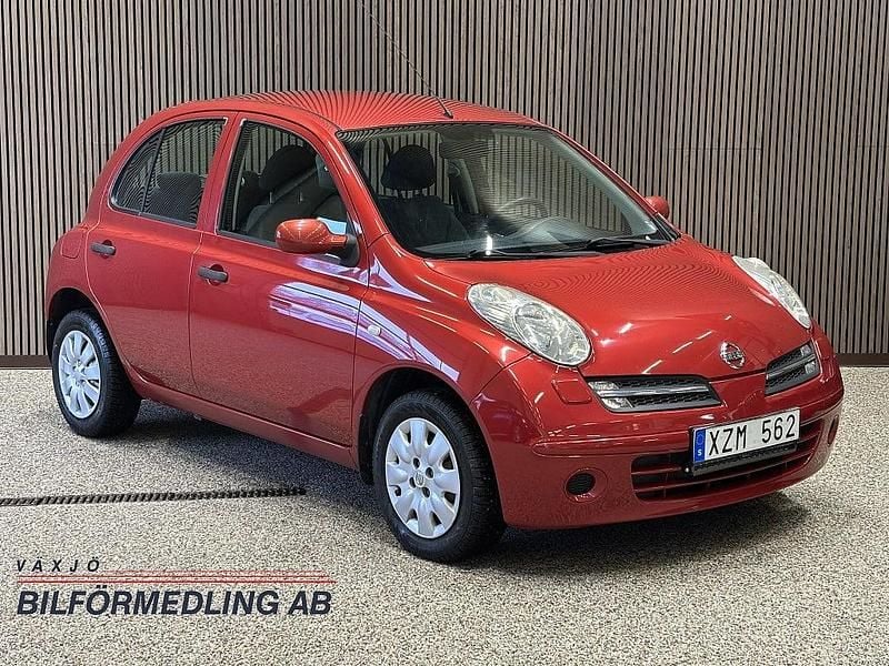 Röd Begagnad 2006 Nissan Micra Halvkombi | 29 900 kr (Dyr) - Bild 1/4