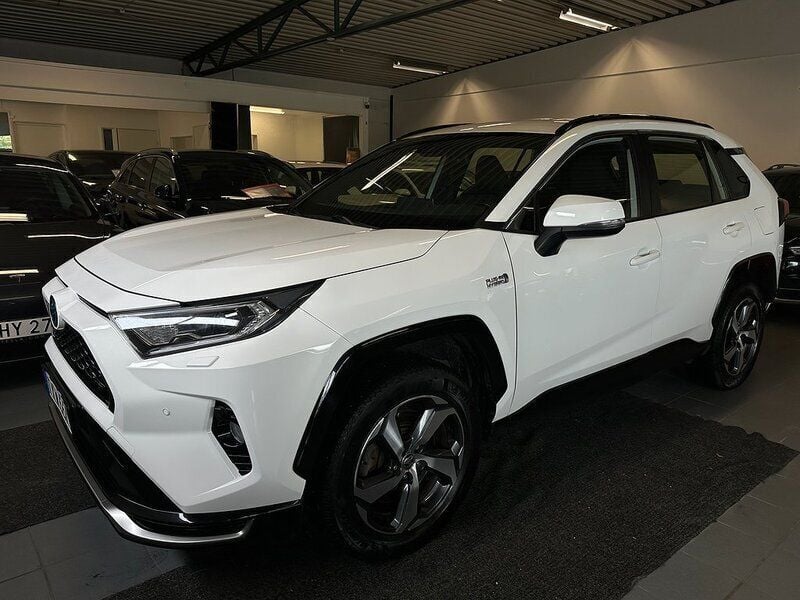 Vit Begagnad 2020 Toyota RAV4 Hybrid Active SUV | 319 800 kr (Bra pris) - Bild 1/4