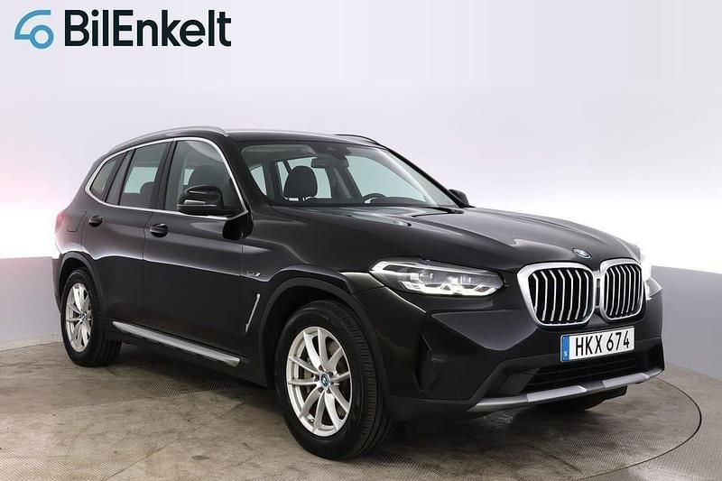 Svart Begagnad 2022 BMW X3 SUV | 369 900 kr (Superpris) - Bild 1/4