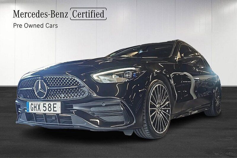 Svart Begagnad 2022 Mercedes C220 AMG Kombi | 469 900 kr (Dyr) - Bild 1/4