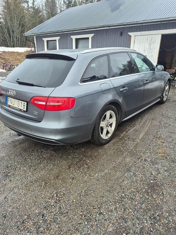 Begagnad Audi A4 177 HK (130 kW) 2014 Kombi