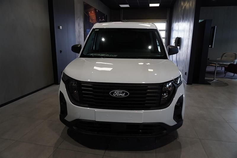 Ny Ford Courier Trend 125 HK (91 kW) 2025 Okänd Minibuss