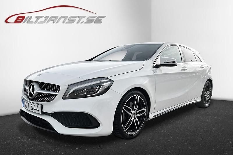 Vit Begagnad 2018 Mercedes A180 AMG Halvkombi | 199 900 kr (Marknadspris) - Bild 1/4