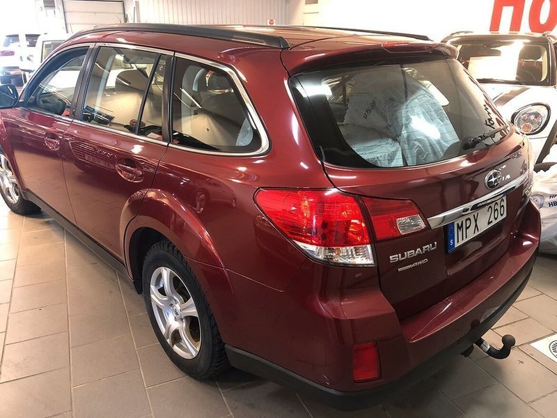 Såld Subaru Outback 2.0 4WD 150hk ., begagnad 2012, 27 800