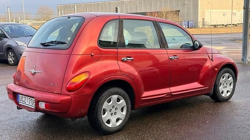 Begagnad Chrysler PT Cruiser 136 HK (100 kW) 2003 Röd Kombi