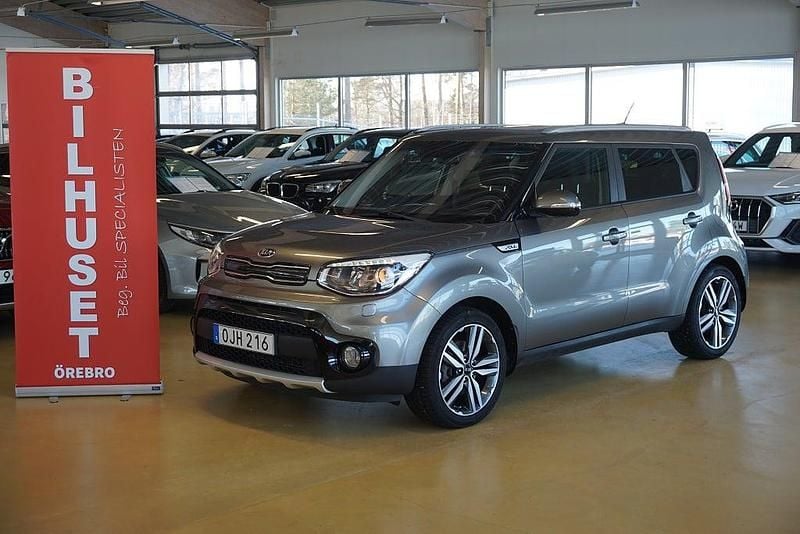 Begagnad Kia Soul 132 HK (97 kW) 2016 Grå SUV