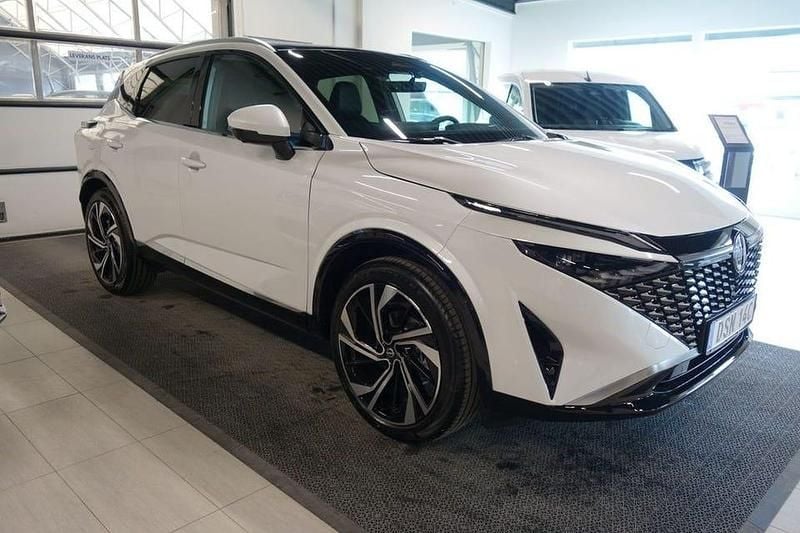 Begagnad Nissan Qashqai Tekna 158 HK (116 kW) 2024 Vit SUV