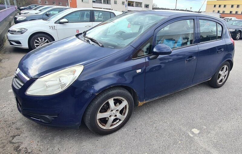 Blå Begagnad 2009 Opel Corsa Halvkombi | 24 750 kr (Marknadspris) - Bild 1/4