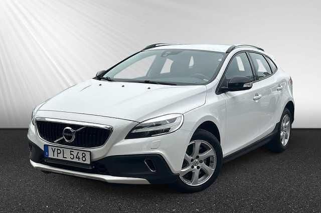 Vit Begagnad 2018 Volvo V40 CC Kombi | 159 900 kr (Marknadspris) - Bild 1/3