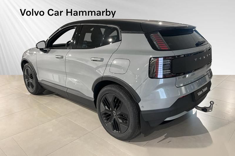 Ny Volvo EX30 CC Performance 314 kW (428 HK) 2025 Grå SUV