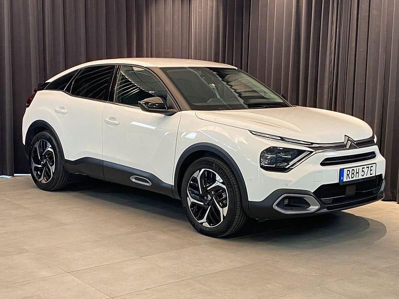 Vit Begagnad 2023 Citroën C4 Shine Halvkombi | 219 500 kr (Marknadspris) - Bild 1/4