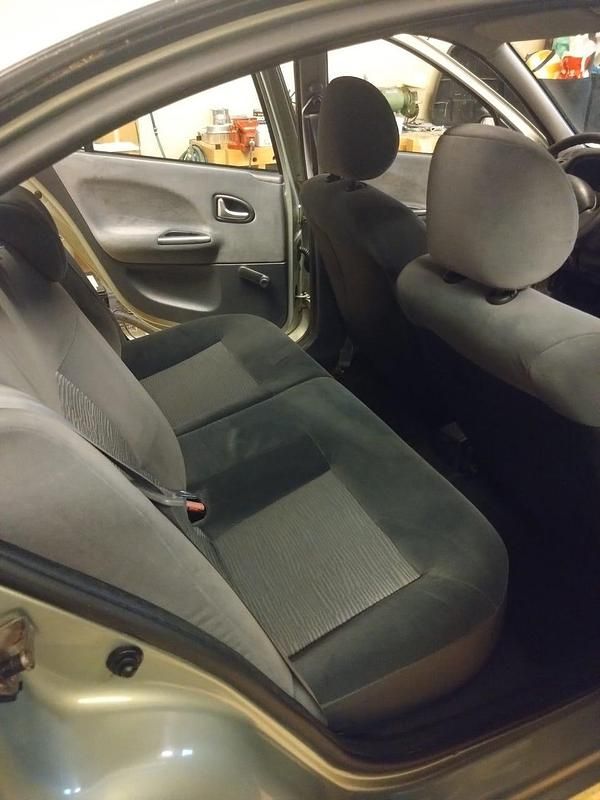 Begagnad Renault Mégane II 107 HK (78 kW) 2003