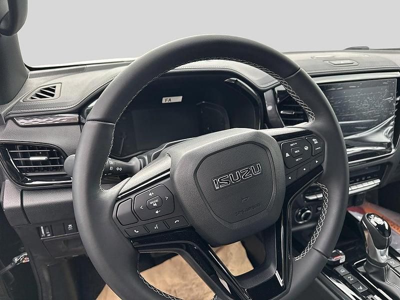 Begagnad Isuzu D-Max 163 HK (119 kW) 2024 Svart Pickup