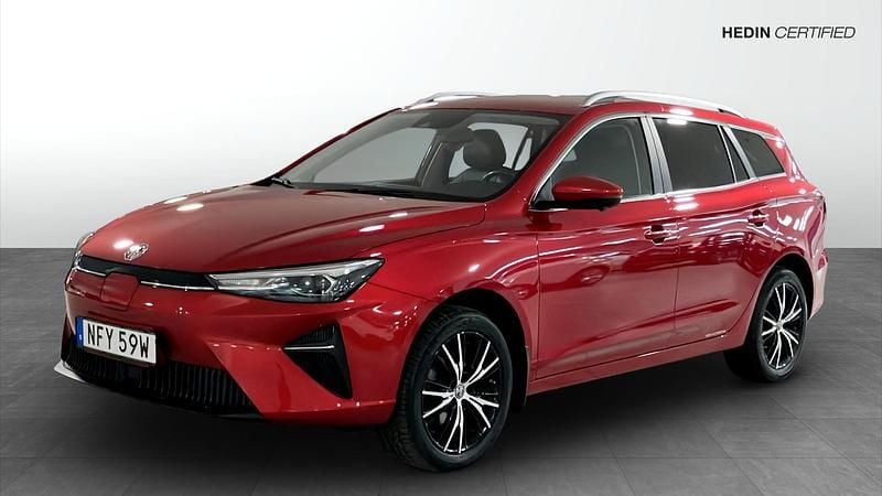 Röd (red) Begagnad 2022 MG MG5 EV Luxury Kombi | 219 900 kr - Bild 1/4