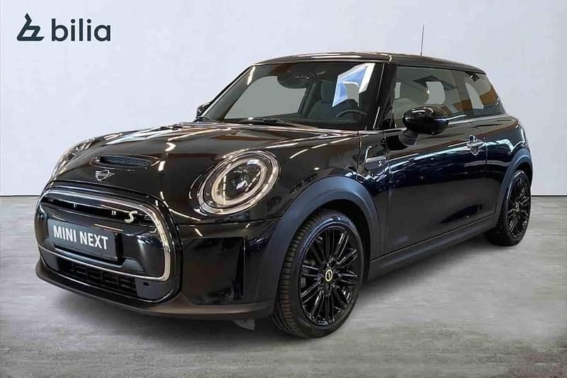 Svart Begagnad 2023 Mini Cooper SE Halvkombi | 199 000 kr - Bild 1/1