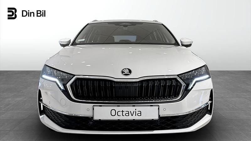 Ny Skoda Octavia 2026 Vit Kombi