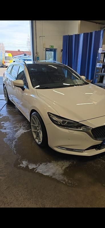 Begagnad Mazda 6 184 HK (135 kW) 2020