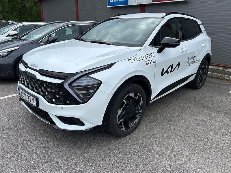 Vit Begagnad 2025 Kia Sportage GT-Line SUV | 479 000 kr (Dyr) - Bild 1/1