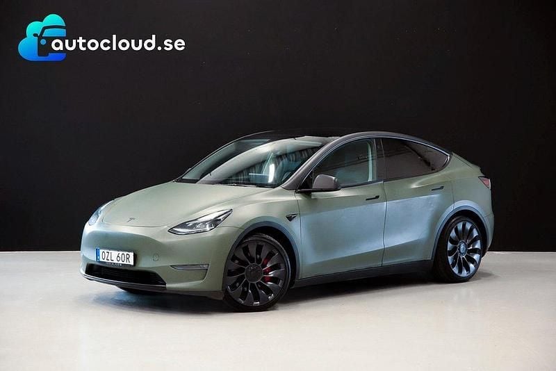 Svart Begagnad 2022 Tesla Model Y Performance SUV | 388 900 kr (Lite dyr) - Bild 1/3