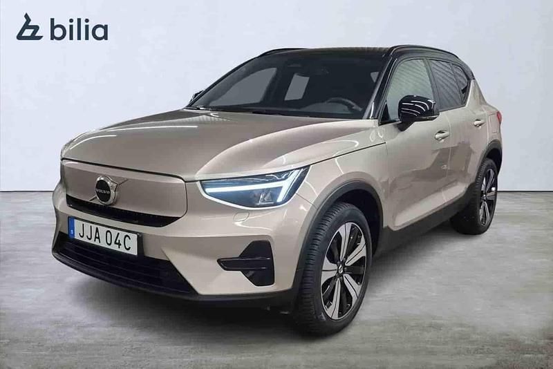 Grå Begagnad 2023 Volvo XC40 Single Motor SUV | 354 900 kr - Bild 1/1