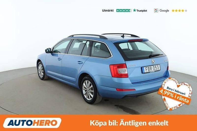 Begagnad Skoda Octavia Ambition 112 HK (82 kW) 2016 Blå Kombi