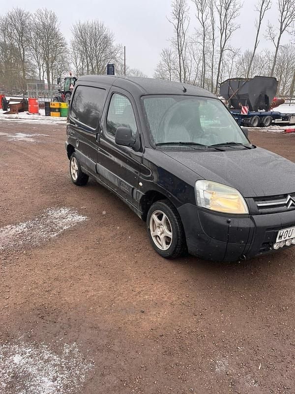 Begagnad Citroën Berlingo 75 HK (55 kW) 2004 Minibuss