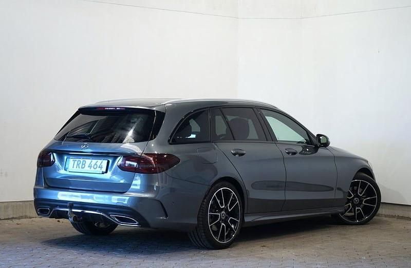 Begagnad Mercedes C220 AMG line 194 HK (142 kW) 2018 Grå Kombi