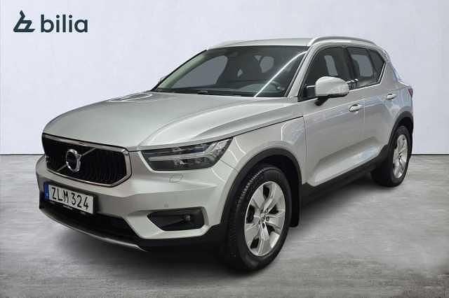 Silver Begagnad 2018 Volvo XC40 Momentum SUV | 275 000 kr (Bra pris) - Bild 1/3