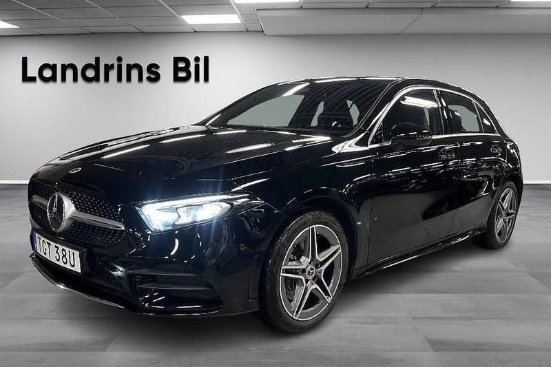 Svart Begagnad 2022 Mercedes A250 Sportline Halvkombi | 289 900 kr (Marknadspris) - Bild 1/4