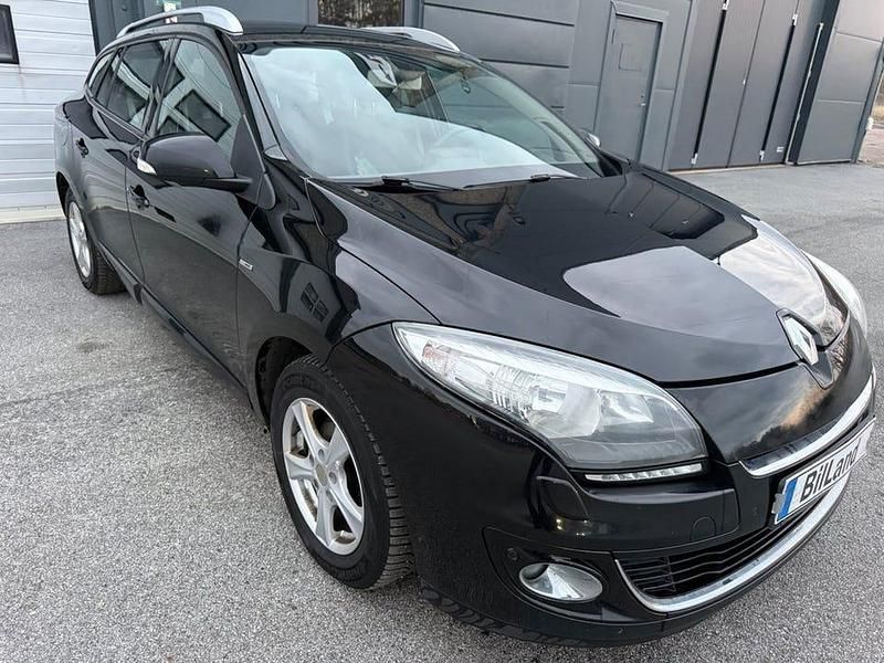Begagnad Renault Mégane III Bose Edition 110 HK (80 kW) 2012 Svart
