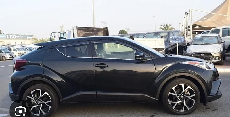 Svart Begagnad 2019 Toyota C-HR Edition SUV | 220 000 kr (Marknadspris) - Bild 1/1