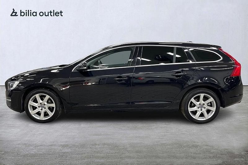 Begagnad Volvo V60 Summum 181 HK (133 kW) 2014 Svart Kombi