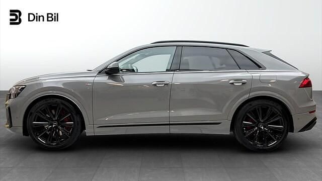 Begagnad Audi Q8 Premium 489 HK (359 kW) 2025 Individuell lackering, audi exclusive SUV