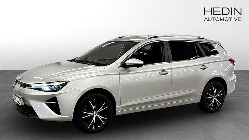 Begagnad MG MG5 EV 114 kW (156 HK) 2022 Silver Kombi