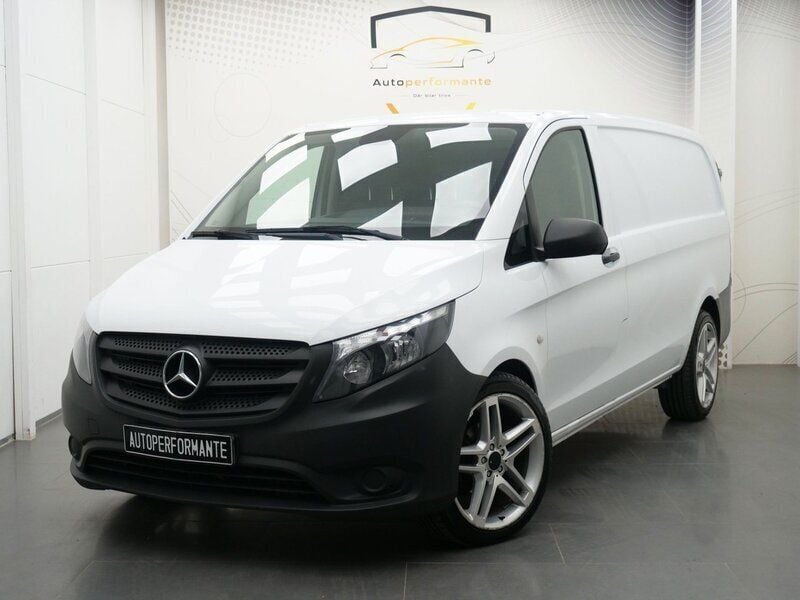 Vit Begagnad 2019 Mercedes Vito Minibuss | 129 000 kr (Marknadspris) - Bild 1/4