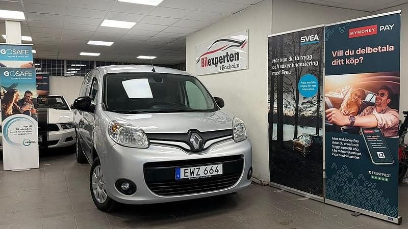 Grå Begagnad 2016 Renault Kangoo Pickup | 69 900 kr - Bild 1/4