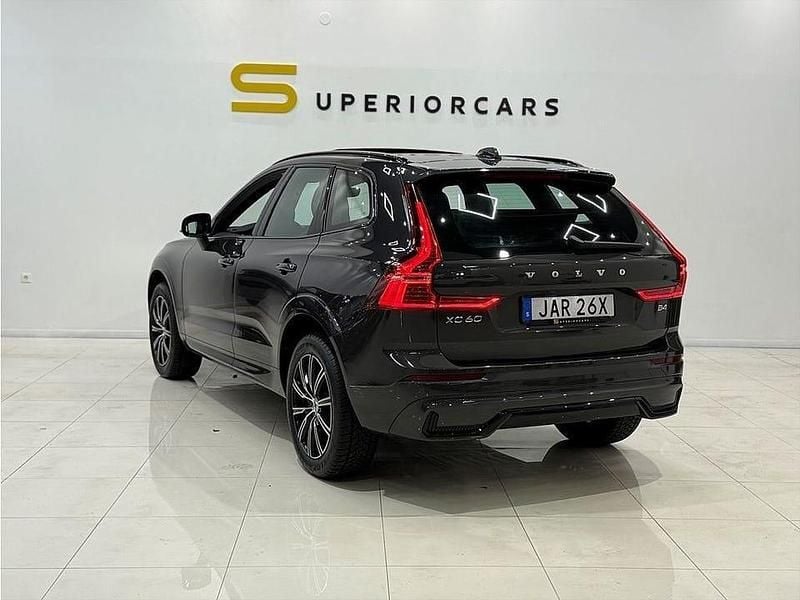 Begagnad Volvo XC60 197 HK (144 kW) 2024 Grå SUV