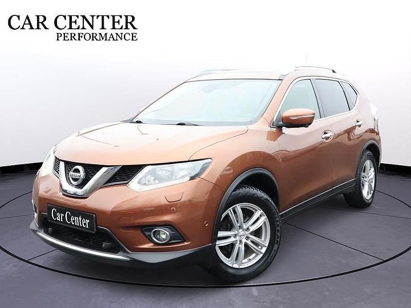 Brun Begagnad 2014 Nissan X-Trail 360º SUV | 109 900 kr (Marknadspris) - Bild 1/4