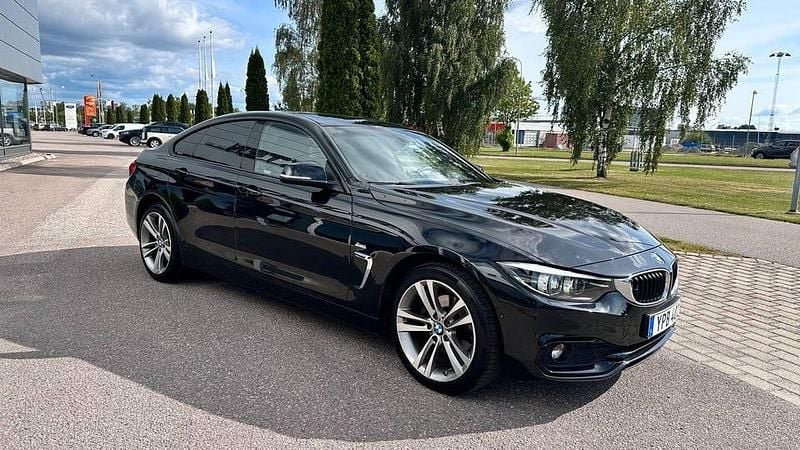 Begagnad BMW 420 Gran Coupé Sport Line 190 HK (139 kW) 2018 Svart safir metallic Sportkupé