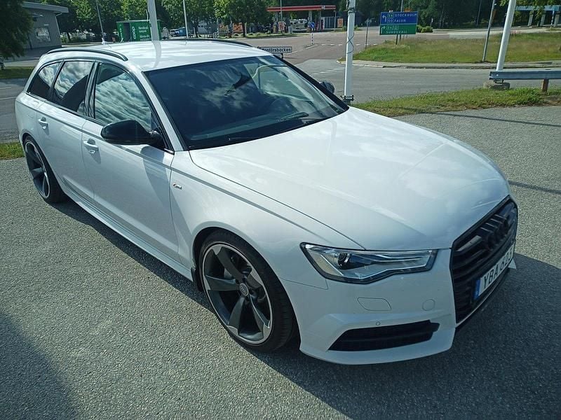 Vit Begagnad 2016 Audi A6 S-Line Kombi | 179 000 kr (Marknadspris) - Bild 1/4
