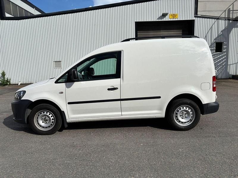 Vit Begagnad 2014 VW Caddy Minibuss | 56 800 kr (Bra pris) - Bild 1/4