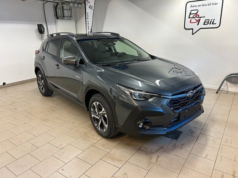 Begagnad Subaru Crosstrek 150 HK (110 kW) 2024 Grå (grå metallic) SUV