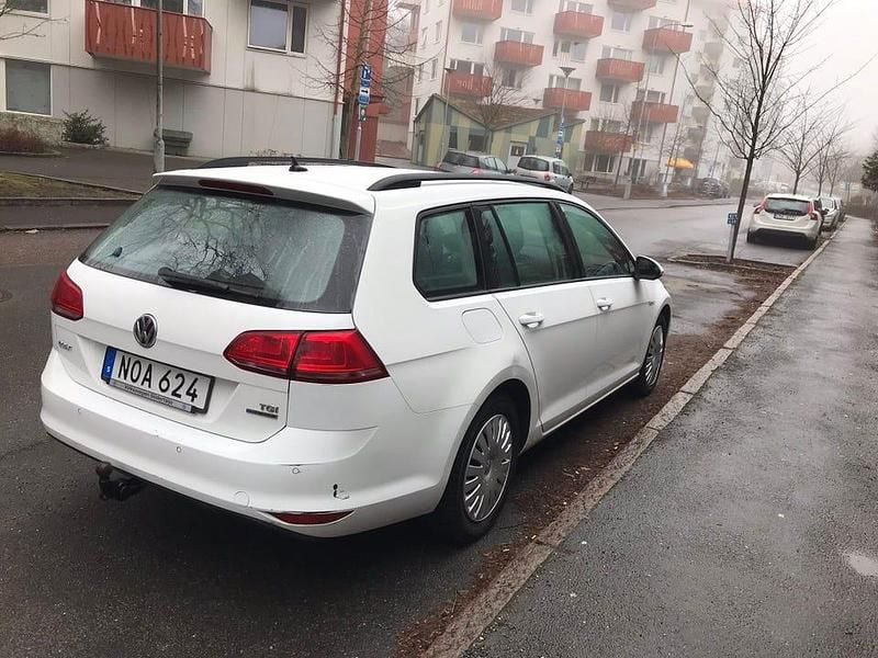 Begagnad VW Golf VII 110 HK (80 kW) 2014
