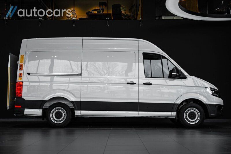 Vit Begagnad 2018 VW Crafter Van | 448 750 kr - Bild 1/4